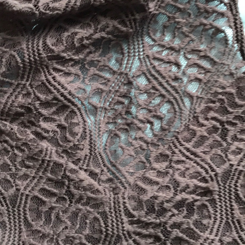 Purple lace shirt - Picture 3 of 3
